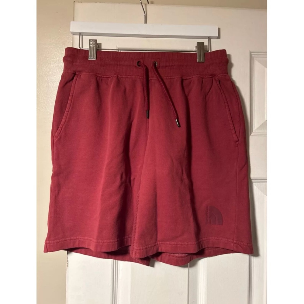 Mens Shorts Size Small: The North Face!